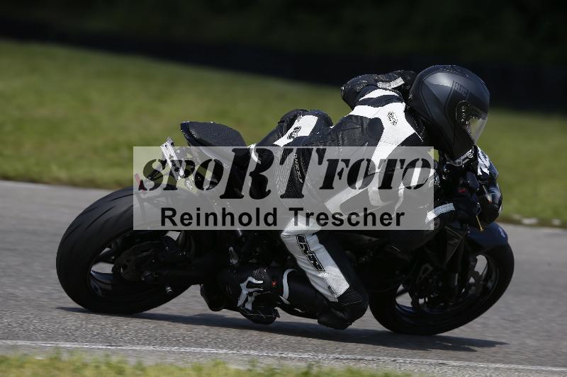 /Archiv-2024/29 12.06.2024 MOTO.CH Track Day ADR/Gruppe blau/101